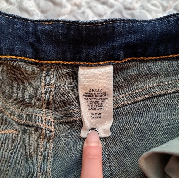 RALPH LAUREN low rise skinny jean. - Picture 4 of 4